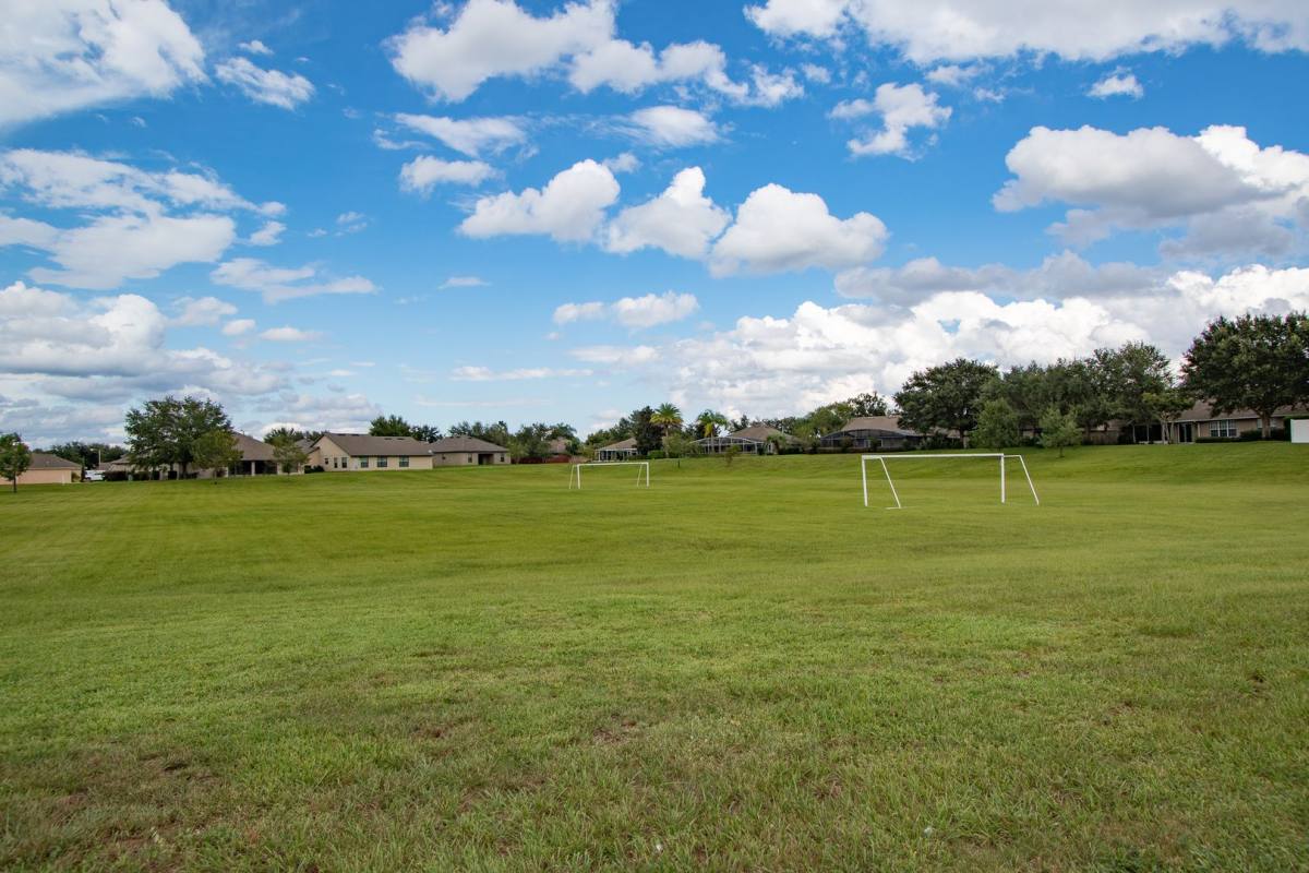 House for rent at 4721 Treasure Cay Rd, Tavares, FL 32778