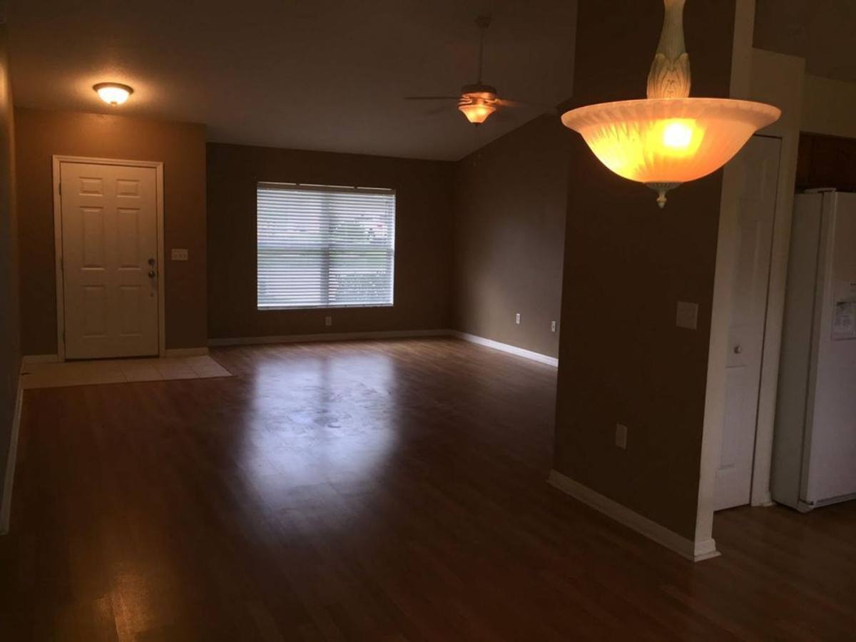 House for rent at 4721 Treasure Cay Rd, Tavares, FL 32778