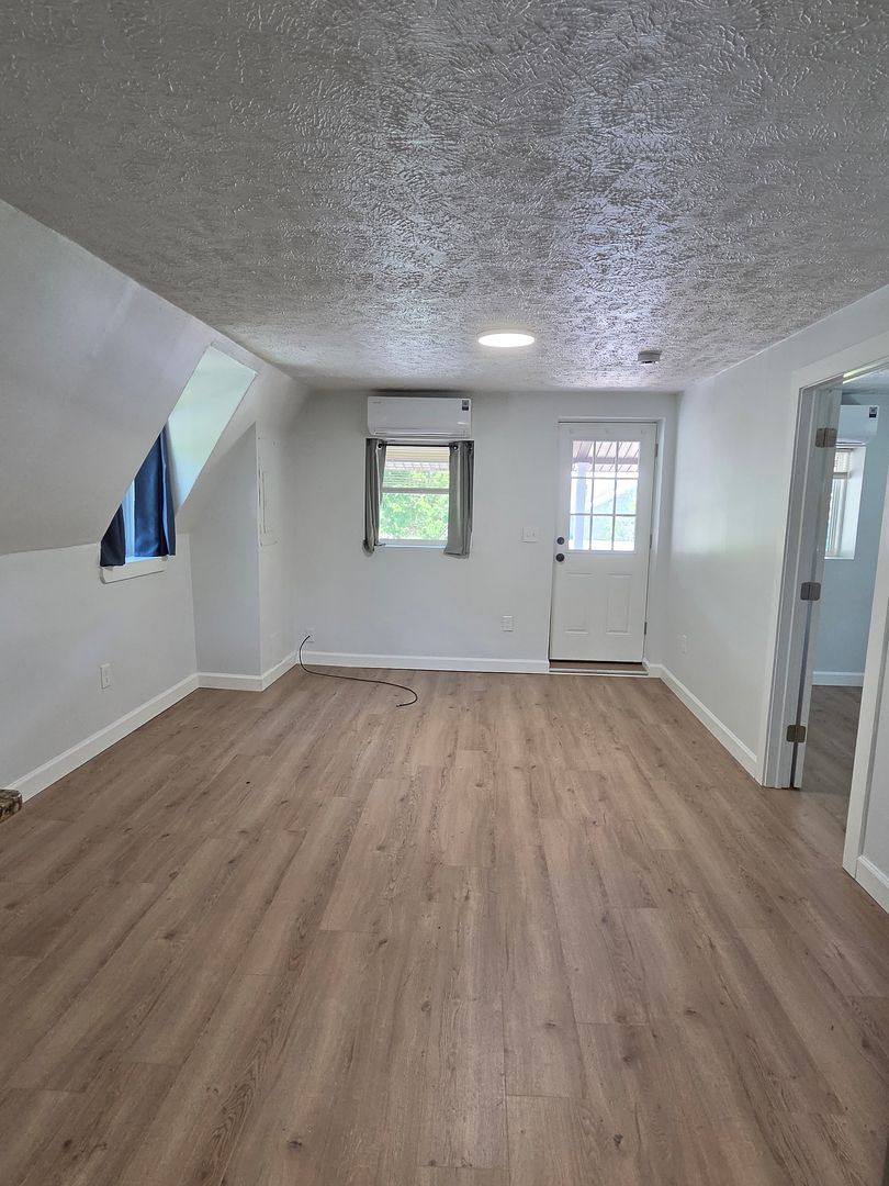 Apartment for rent at 1731 W 8th St, Wind Gap, PA 18091