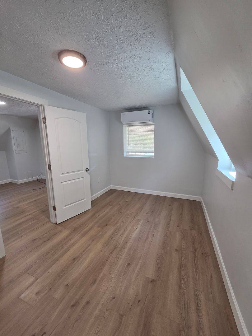 Apartment for rent at 1731 W 8th St, Wind Gap, PA 18091