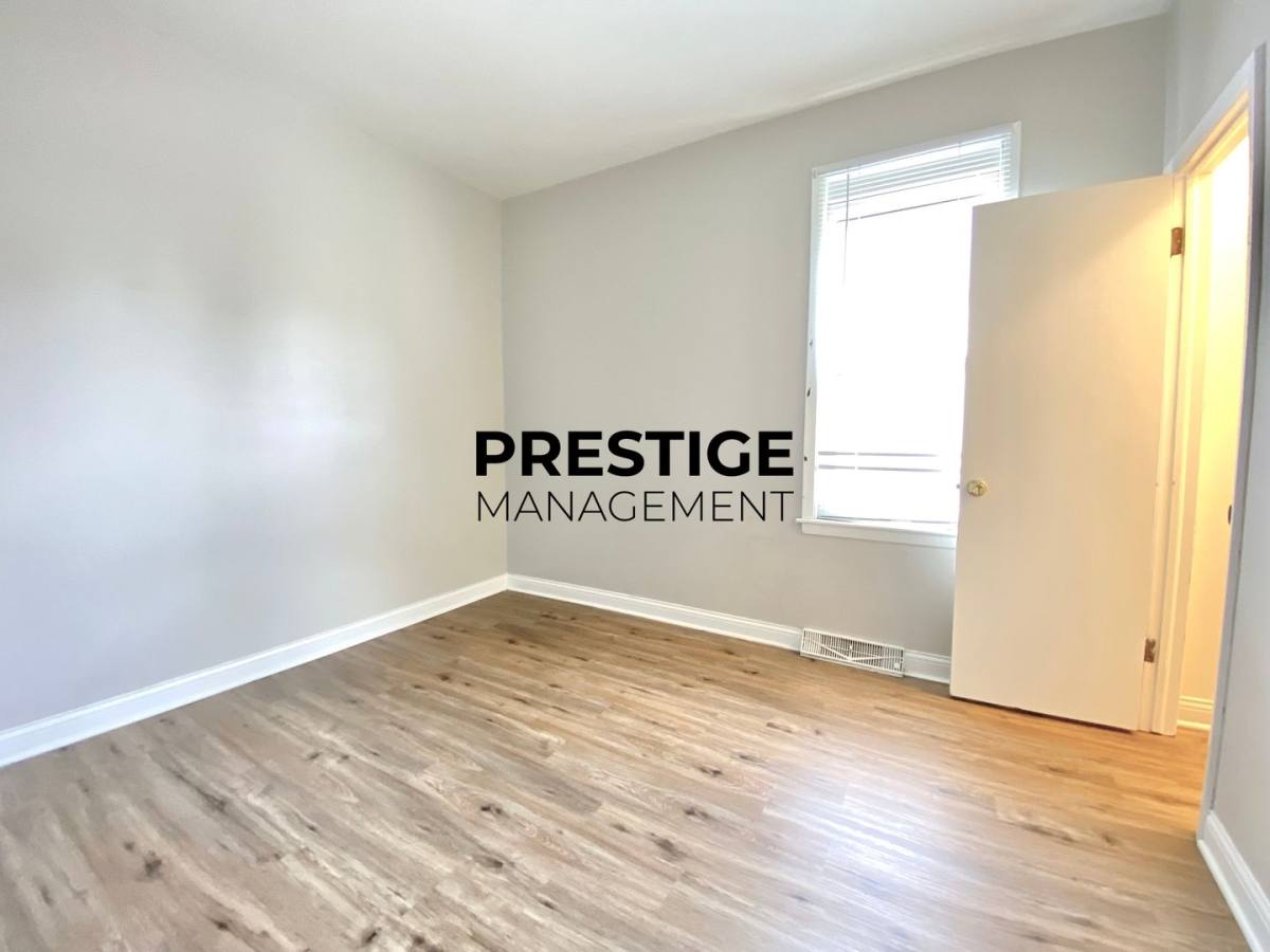 Apartment for rent at 4724-26 Pine Ave, Hammond, IN 46327