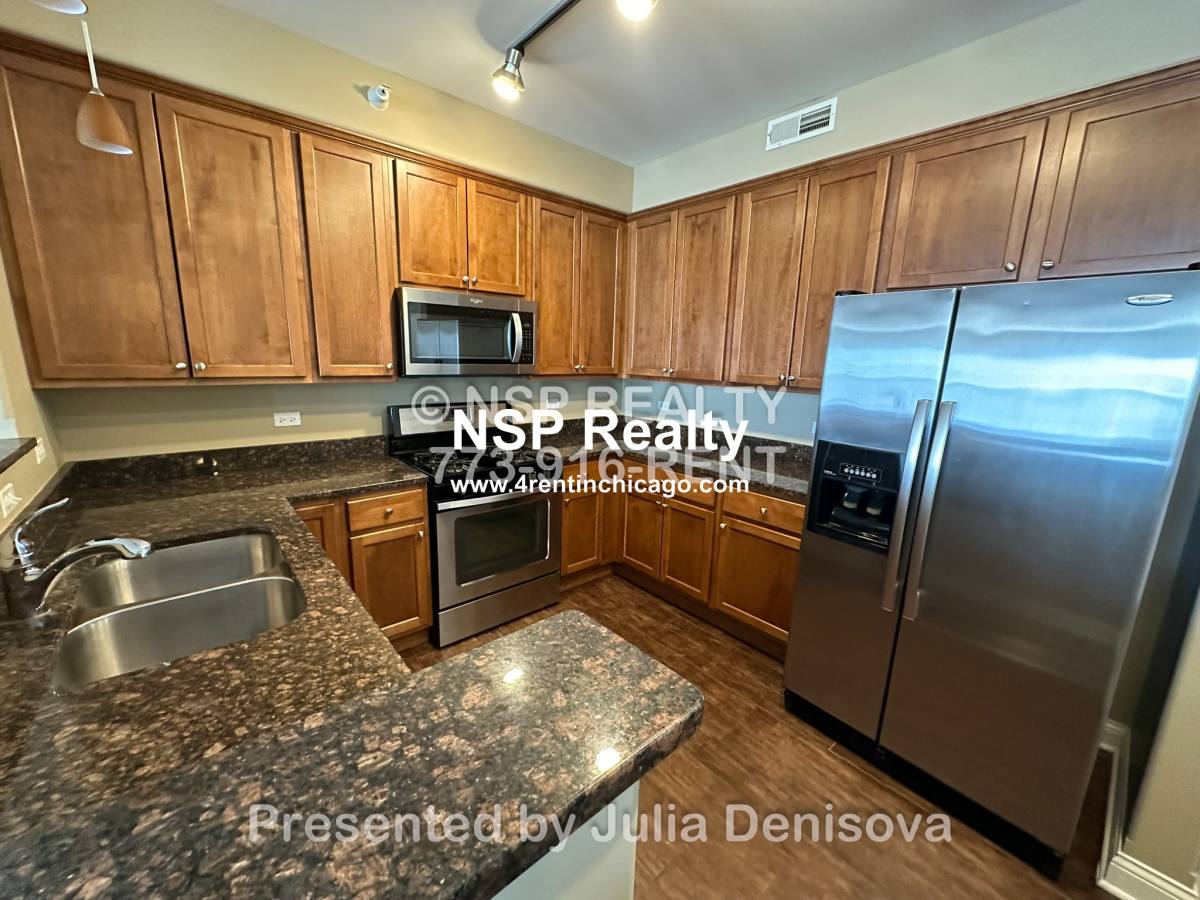 Apartment for rent at 1 Itasca Place #421, Itasca, IL 60143
