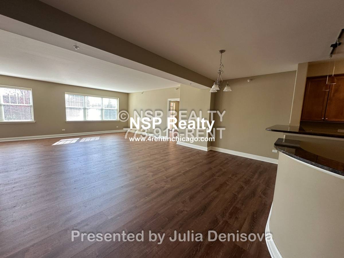 Apartment for rent at 1 Itasca Place #421, Itasca, IL 60143