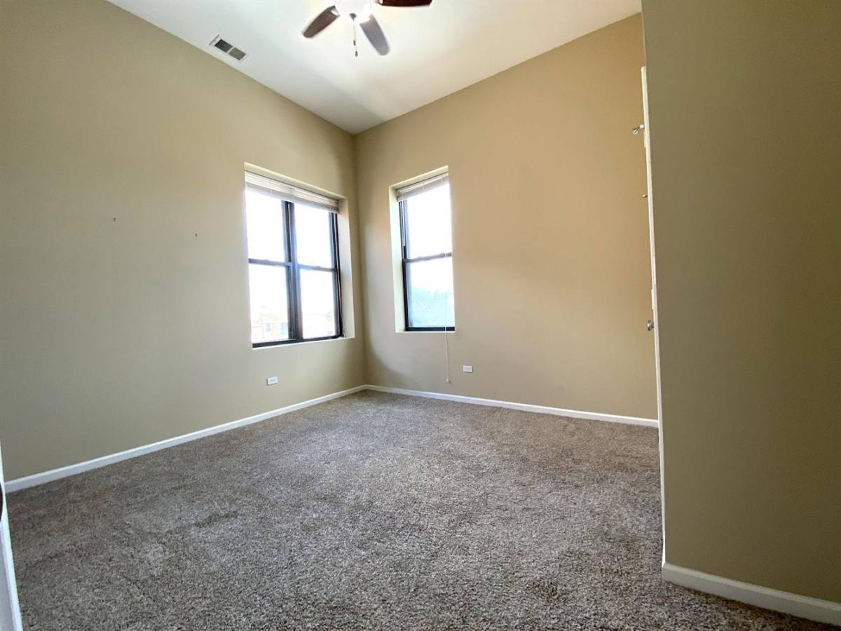 Condo for rent at 3223 N Sheffield Ave #1RW, Chicago, IL 60657