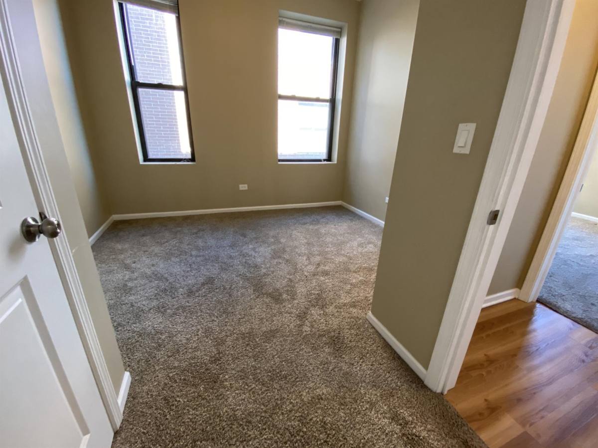 Condo for rent at 3223 N Sheffield Ave #1RW, Chicago, IL 60657