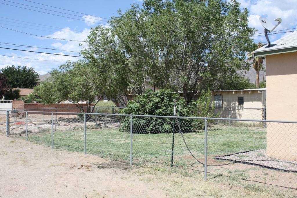 House for rent at 1905 12th St, Alamogordo, NM 88310