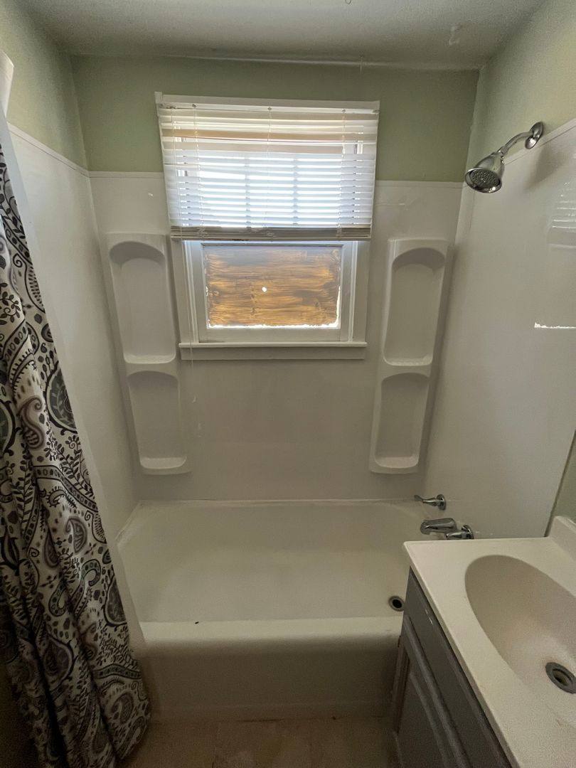 House for rent at 1905 12th St, Alamogordo, NM 88310