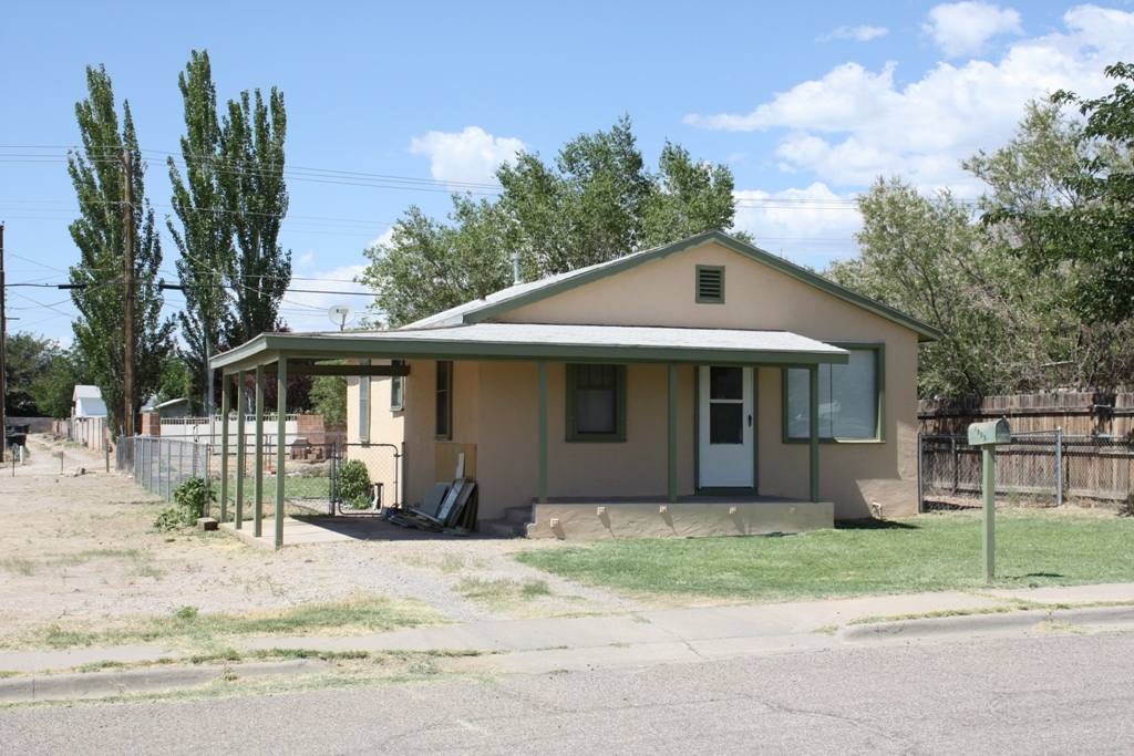 House for rent at 1905 12th St, Alamogordo, NM 88310
