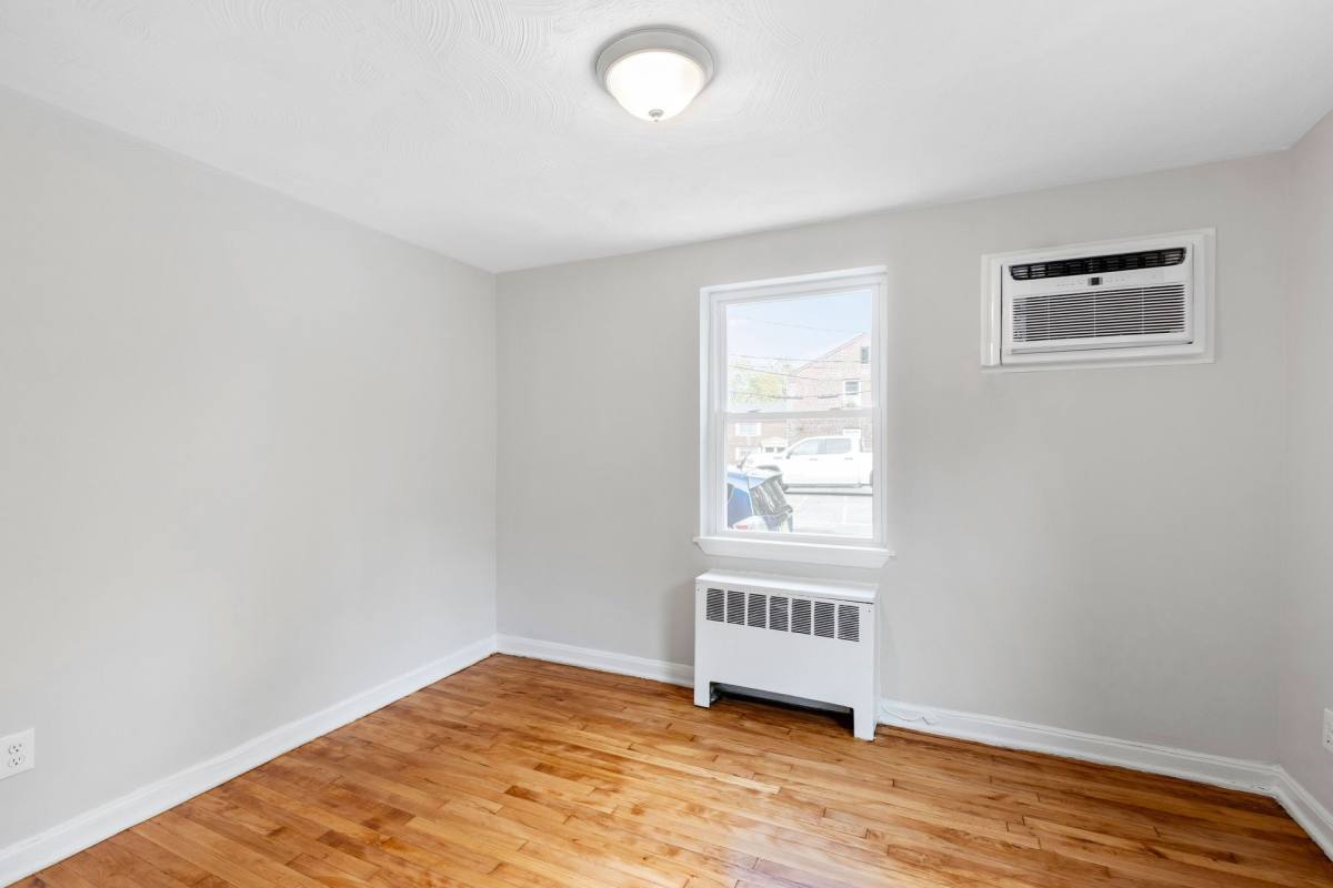 Apartment for rent at 17 High St, Montclair, NJ 07042