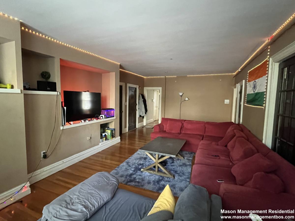 Apartment for rent at 317 Saint Paul St #1, Brookline, MA 02446