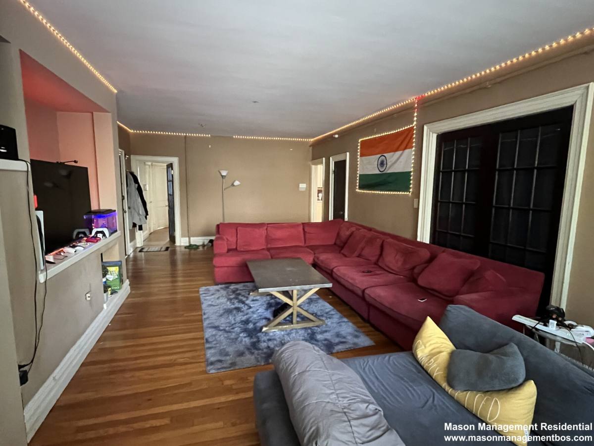 Apartment for rent at 317 Saint Paul St #1, Brookline, MA 02446