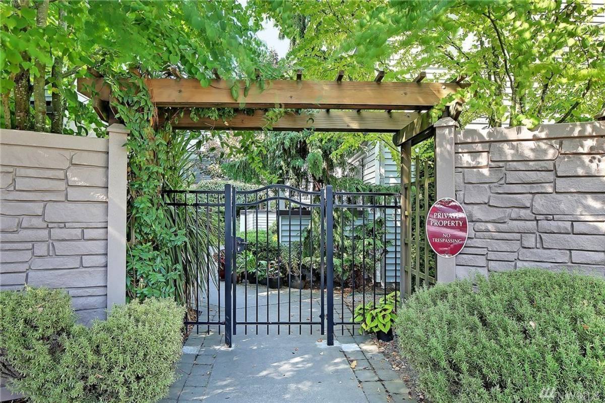 Condo for rent at 8659 Delridge Way SW, Seattle, WA 98106