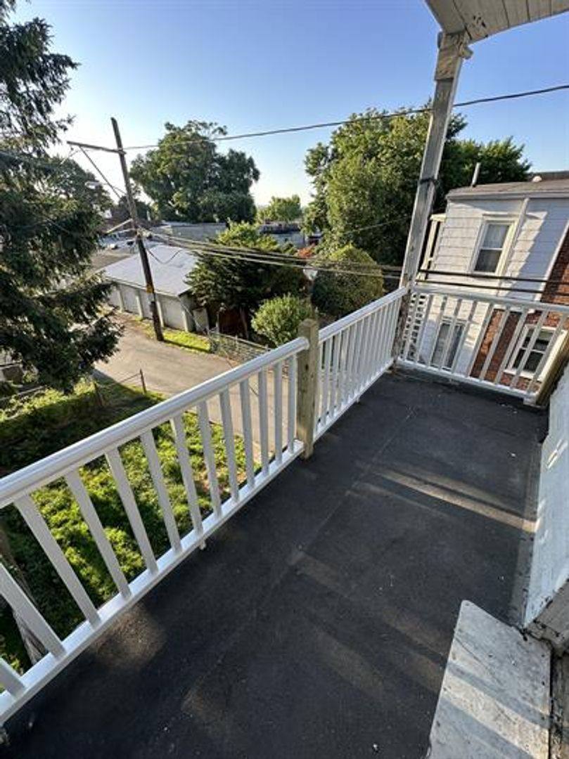 Apartment for rent at 25 S Ann St, Lancaster, PA 17602