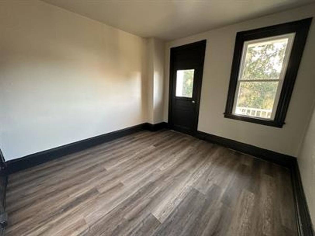 Apartment for rent at 25 S Ann St, Lancaster, PA 17602