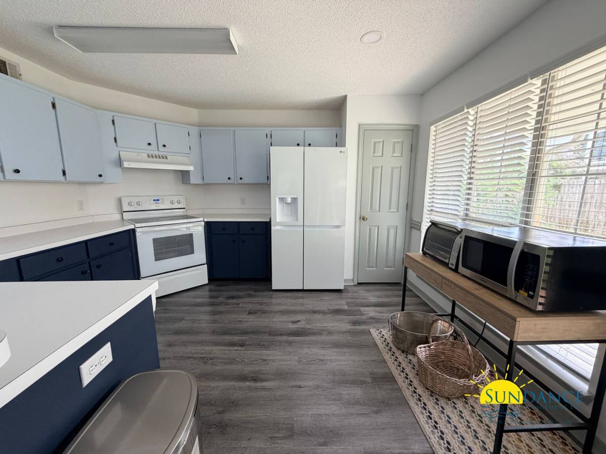 House for rent at 10 2nd St, Shalimar, FL 32579