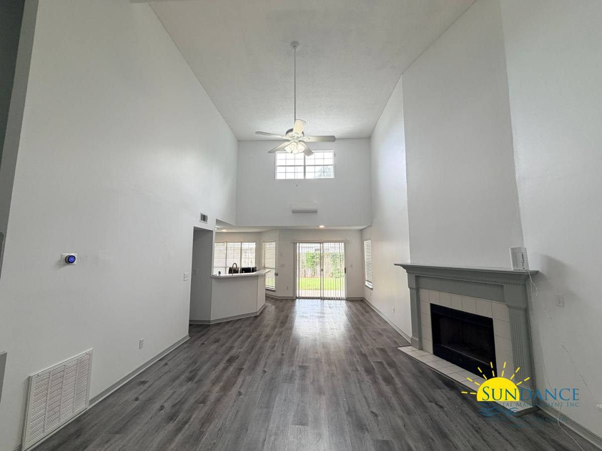 House for rent at 10 2nd St, Shalimar, FL 32579