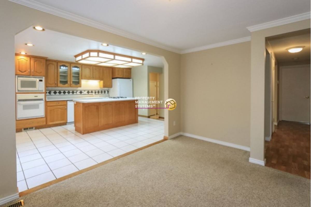 House for rent at 12131 S Mill Ridge Rd, Sandy, UT 84094