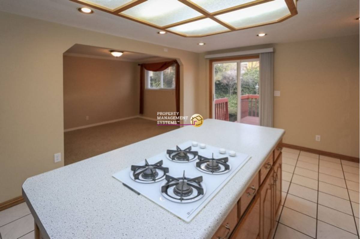 House for rent at 12131 S Mill Ridge Rd, Sandy, UT 84094