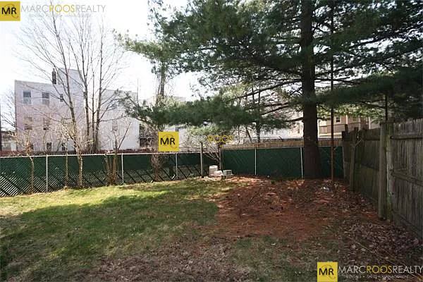 House for rent at 40 Plymouth St #1, Cambridge, MA 02141