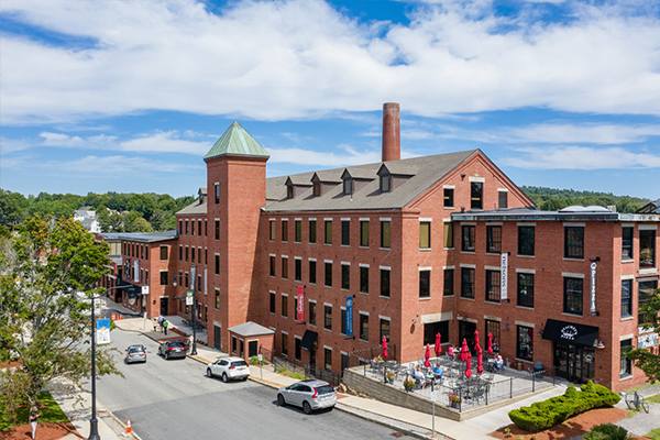 Apartment for rent at 45 High St #2, North Andover, MA 01845