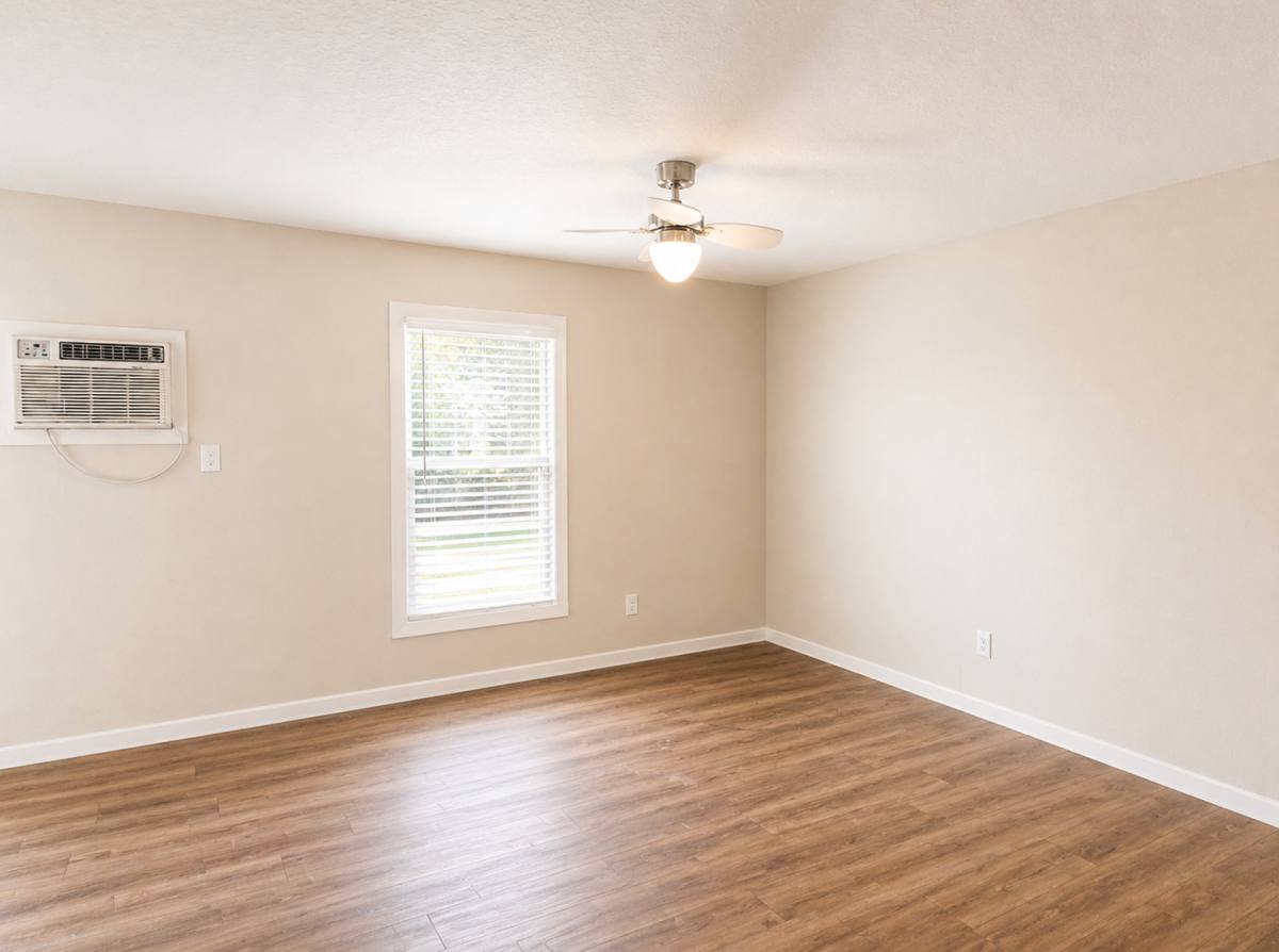 Apartment for rent at 1550 28th Ave SW, Altoona, IA 50009