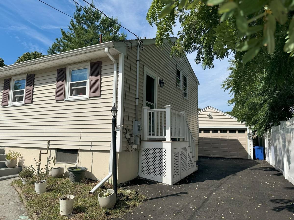House for rent at 218 Hollis Ave, Quincy, MA 02171