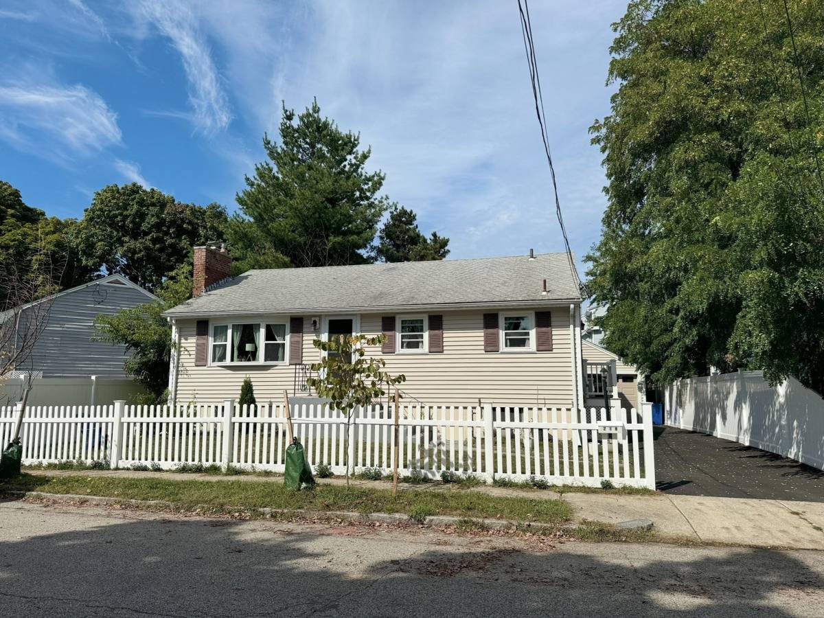 House for rent at 218 Hollis Ave, Quincy, MA 02171