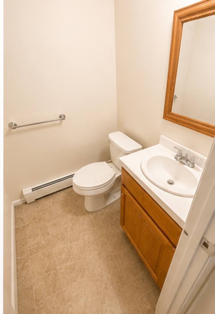 Apartment for rent at 655 Talcottville Rd, Vernon Rockville, CT 06066