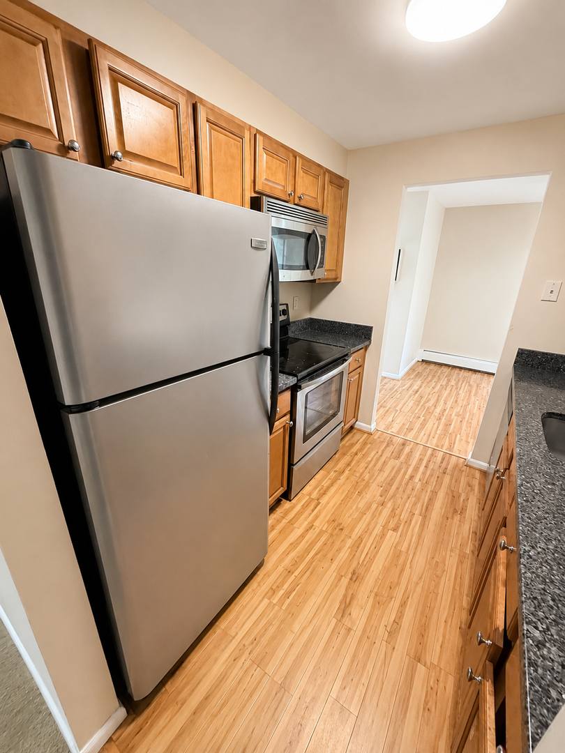 Apartment for rent at 655 Talcottville Rd, Vernon Rockville, CT 06066