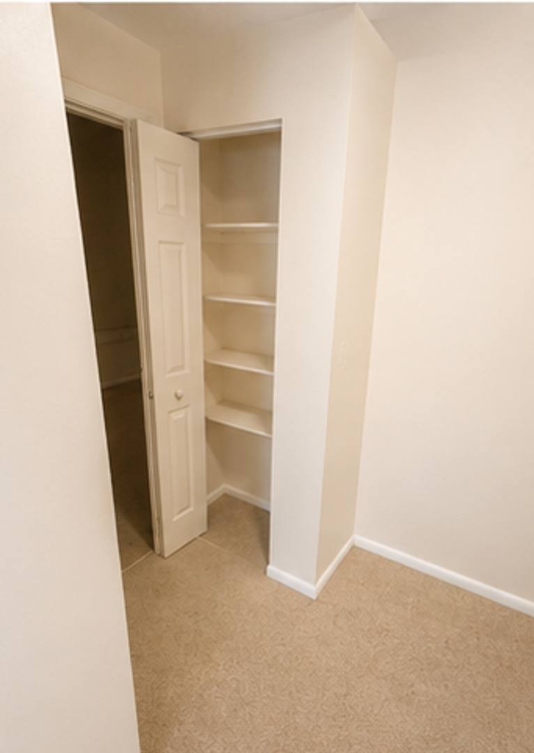 Apartment for rent at 655 Talcottville Rd, Vernon Rockville, CT 06066