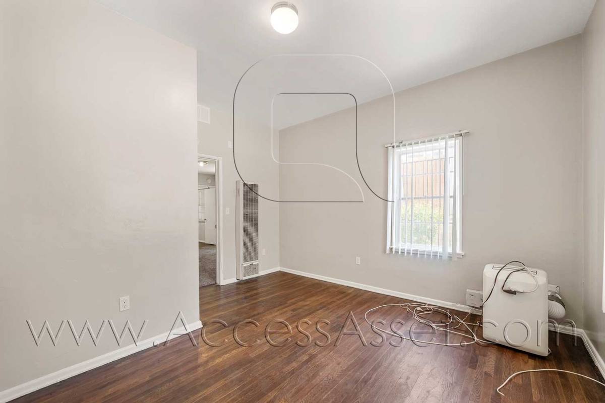 Townhouse for rent at 207 E Graham - B, Lake Elsinore, CA 92530