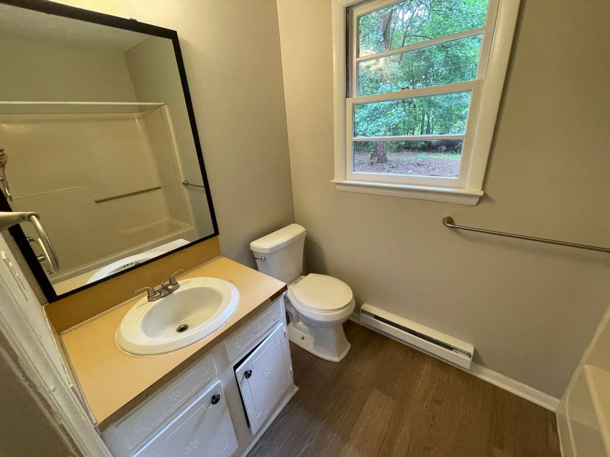 House for rent at 6008 Leo Dr, Shelby, NC 28152