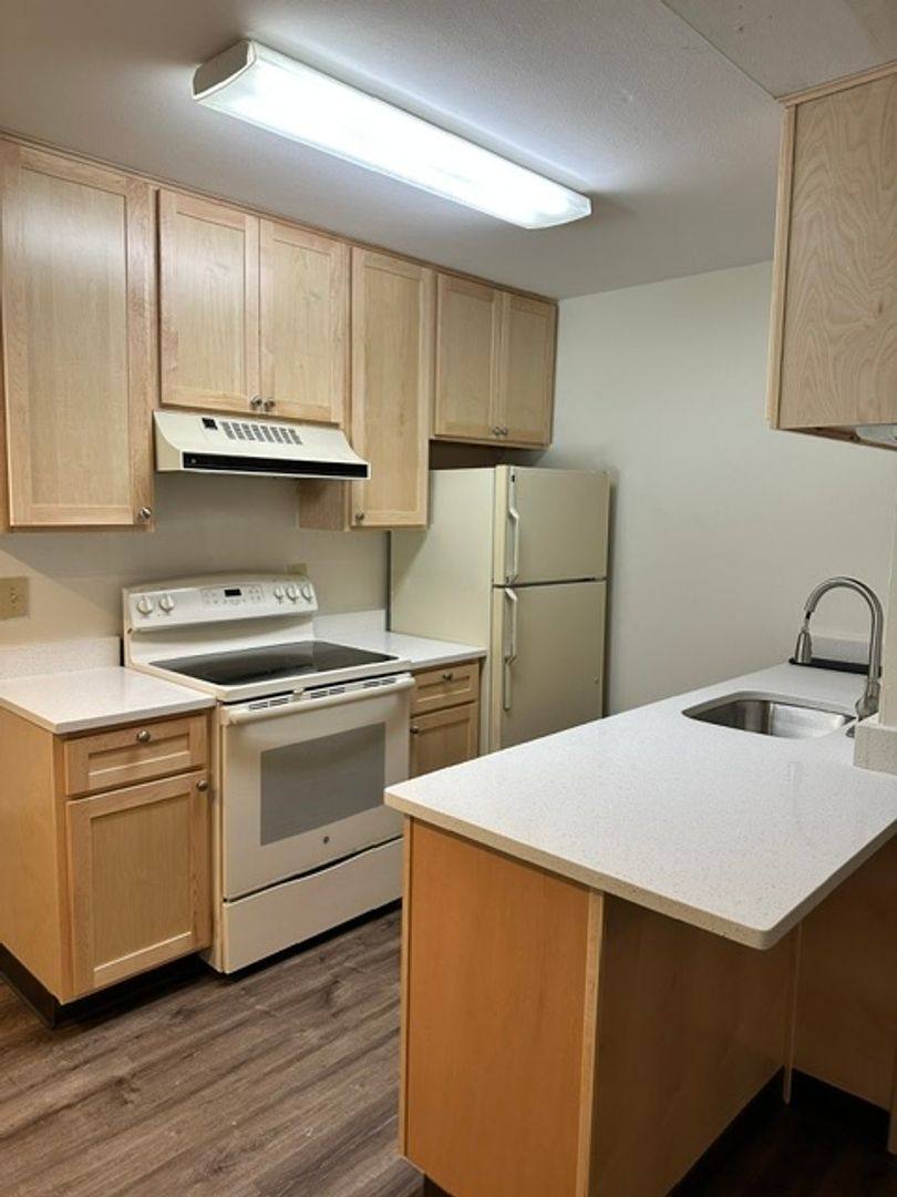 Apartment for rent at 6 1 2 Kirkland Ave, Clinton, NY 13323