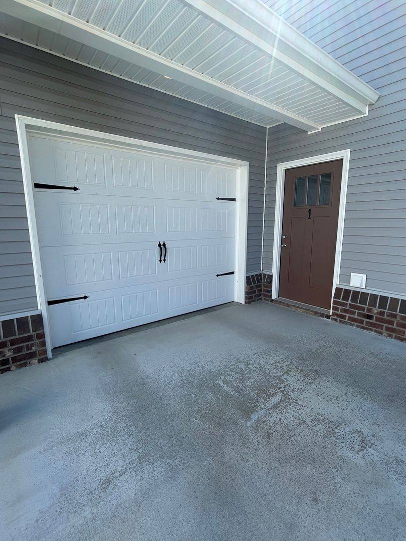 Apartment for rent at 142 Bellbrook Lane, Winchester, KY 40391