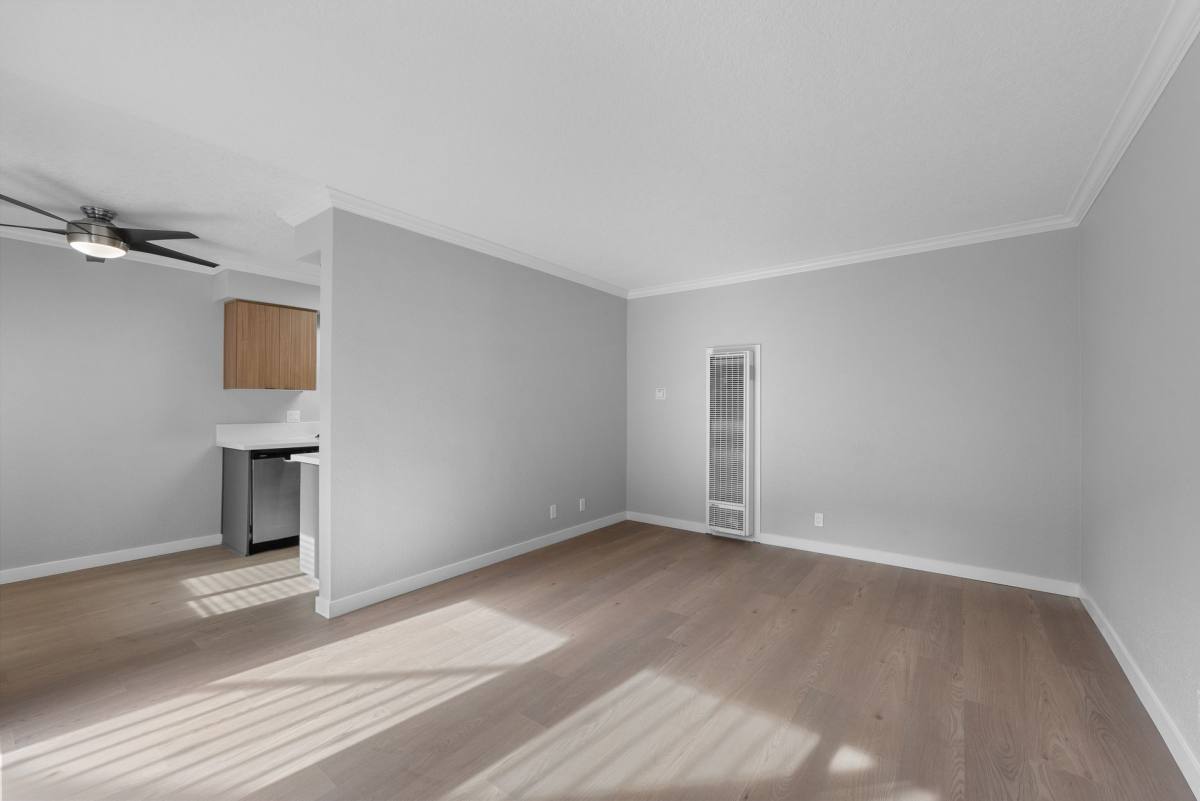 Apartment for rent at 15940 Indiana Ave, Paramount, CA 90723