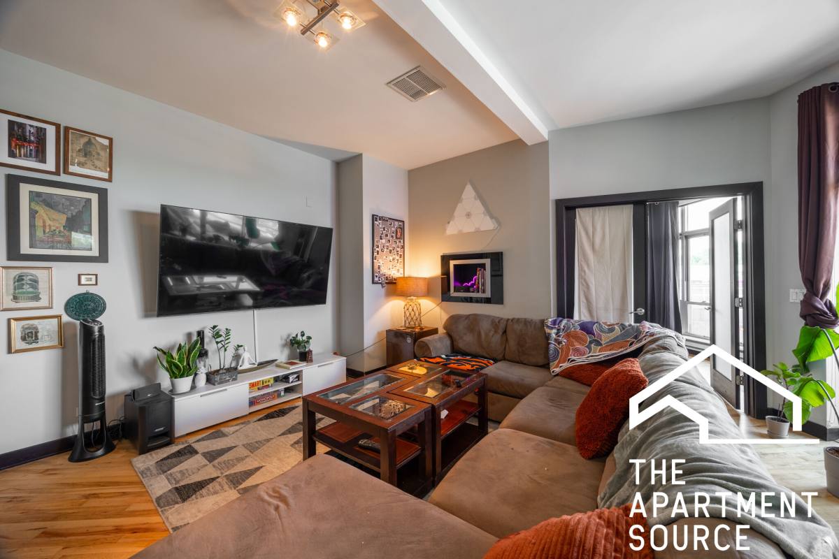 Apartment for rent at 2348 N Lister Ave #206, Chicago, IL 60614