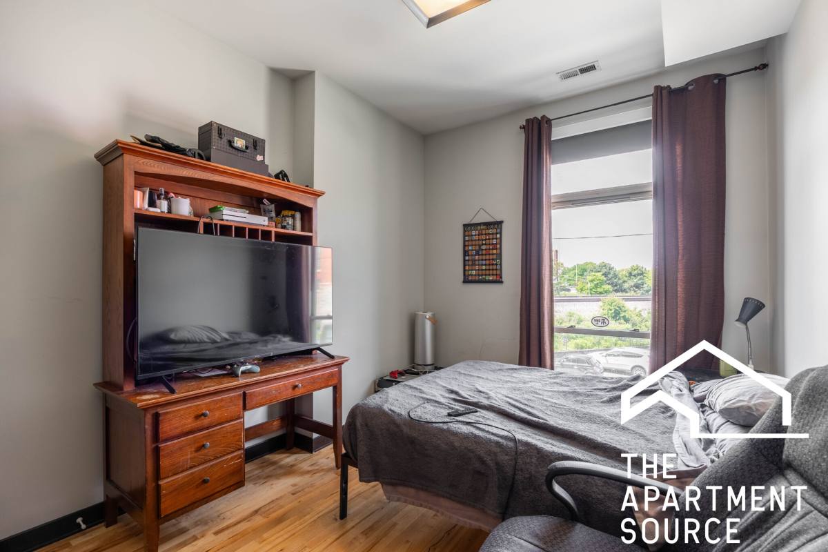 Apartment for rent at 2348 N Lister Ave #206, Chicago, IL 60614