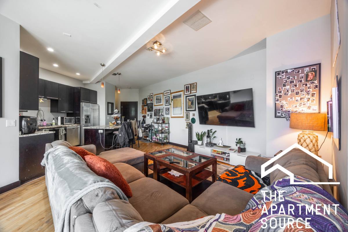 Apartment for rent at 2348 N Lister Ave #206, Chicago, IL 60614