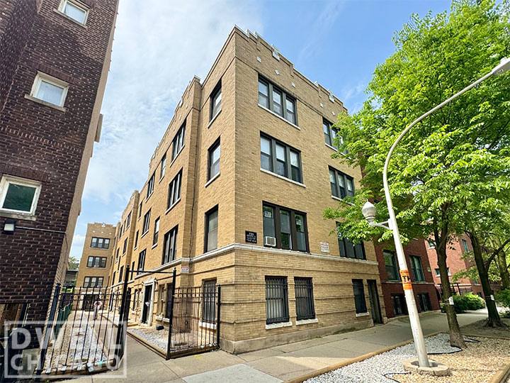 Apartment for rent at 837 W Cornelia #1S, Chicago, IL 60657