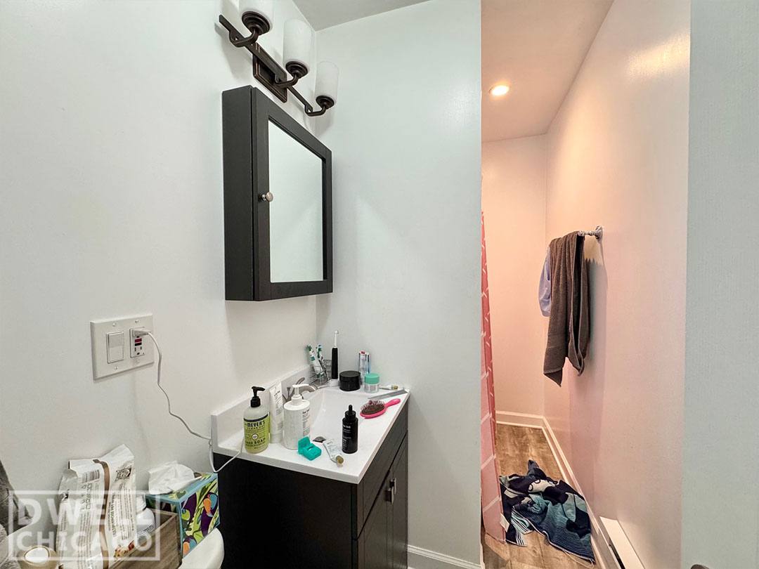 Apartment for rent at 837 W Cornelia #1S, Chicago, IL 60657
