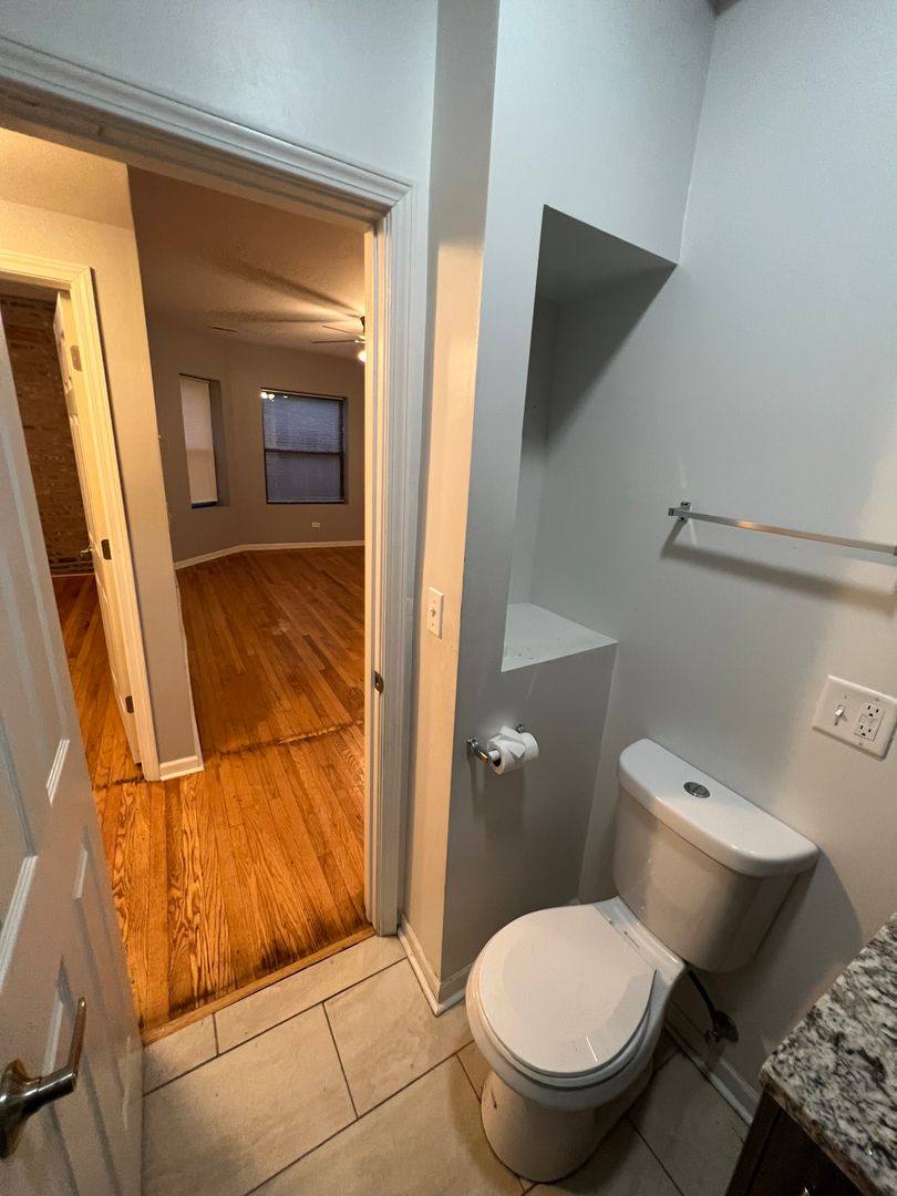 Apartment for rent at 5124 S Dorchester Ave #1E, Chicago, IL 60615