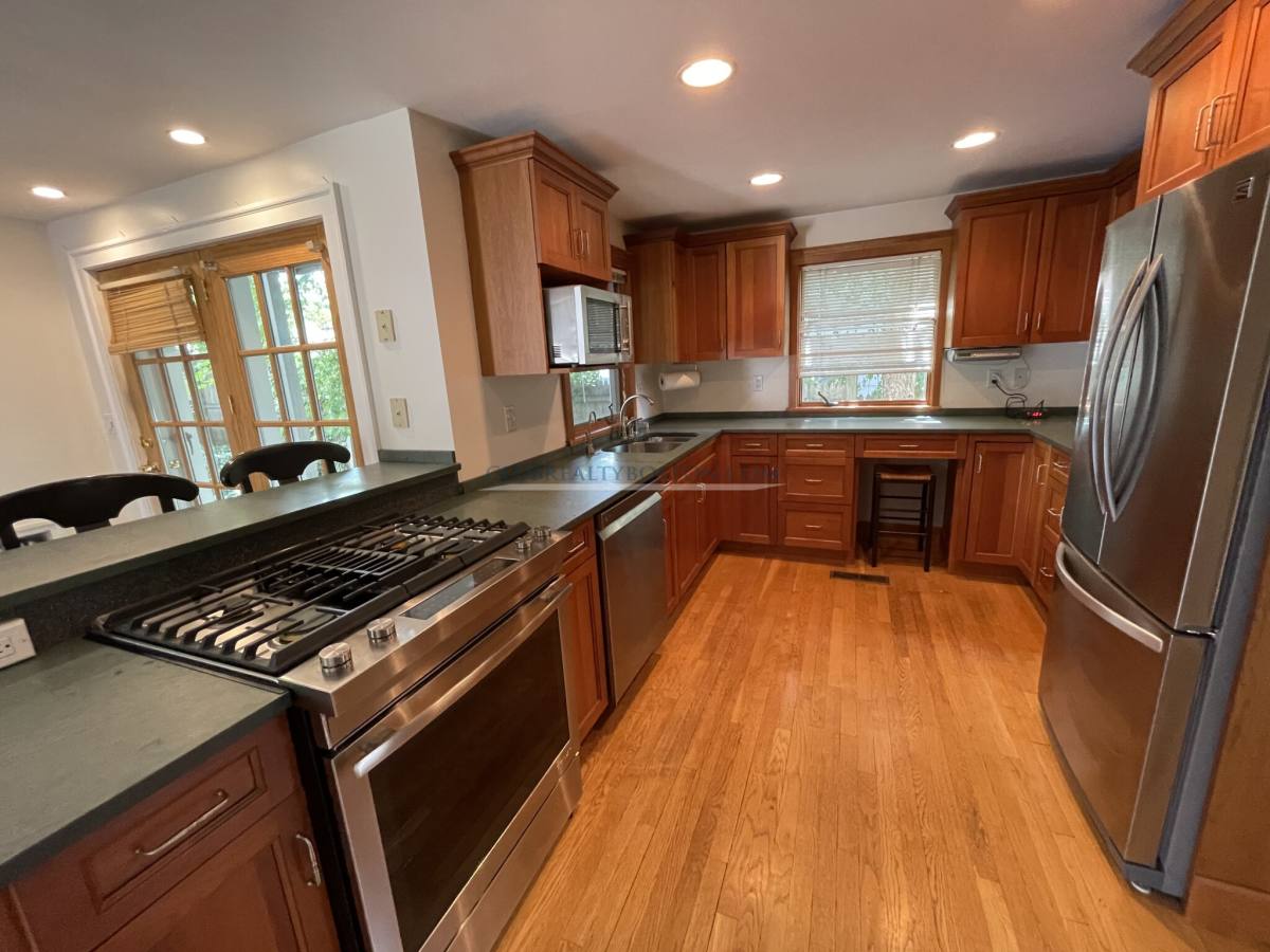 House for rent at 49 Beal Rd, Waltham, MA 02453