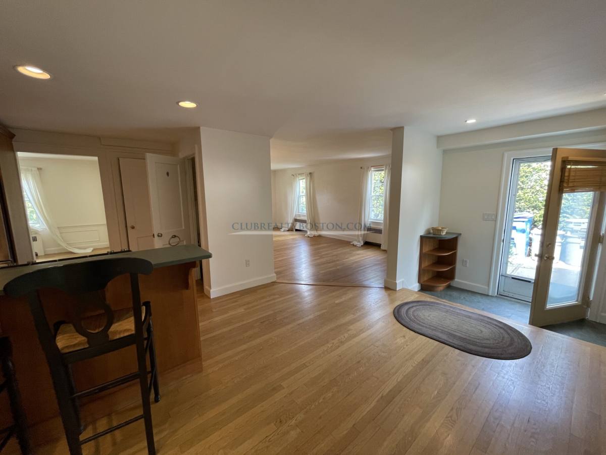 House for rent at 49 Beal Rd, Waltham, MA 02453