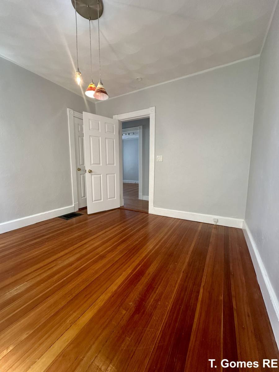 Apartment for rent at 8 Prospect Ave #2, Woburn, MA 01801