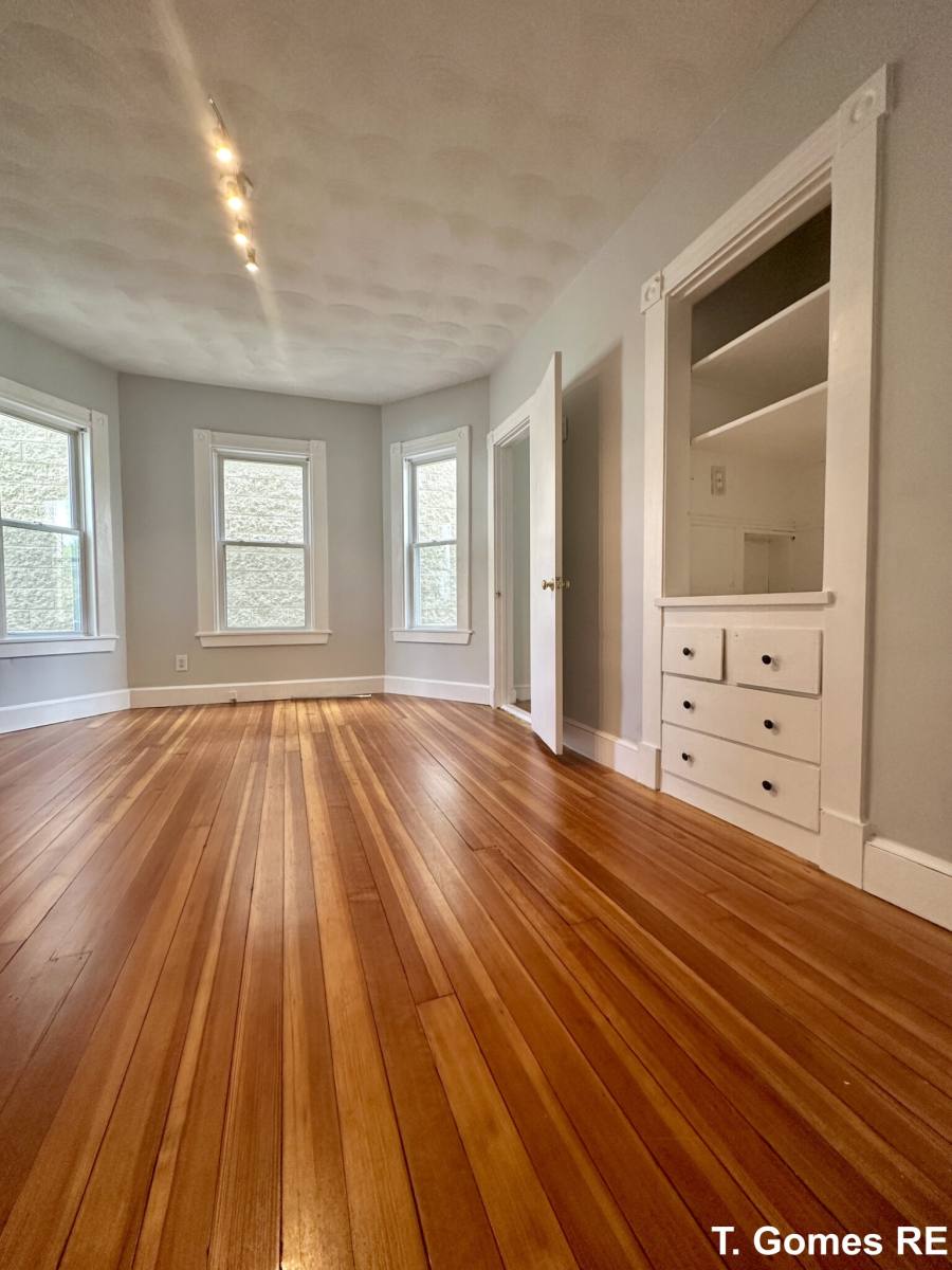 Apartment for rent at 8 Prospect Ave #2, Woburn, MA 01801