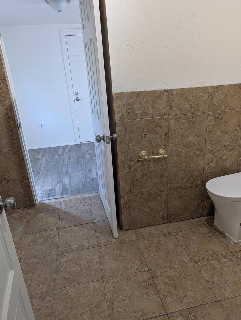 House for rent at 1020 Jefferson St, Klamath Falls, OR 97601