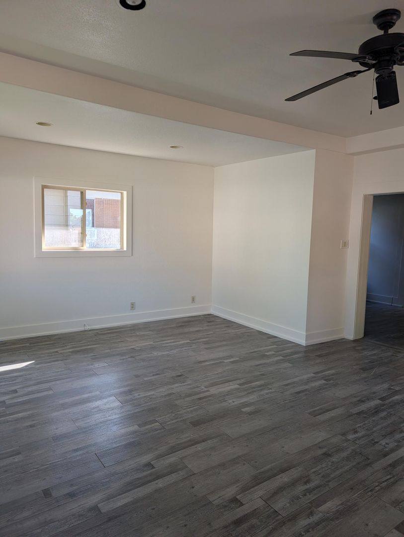 House for rent at 1020 Jefferson St, Klamath Falls, OR 97601