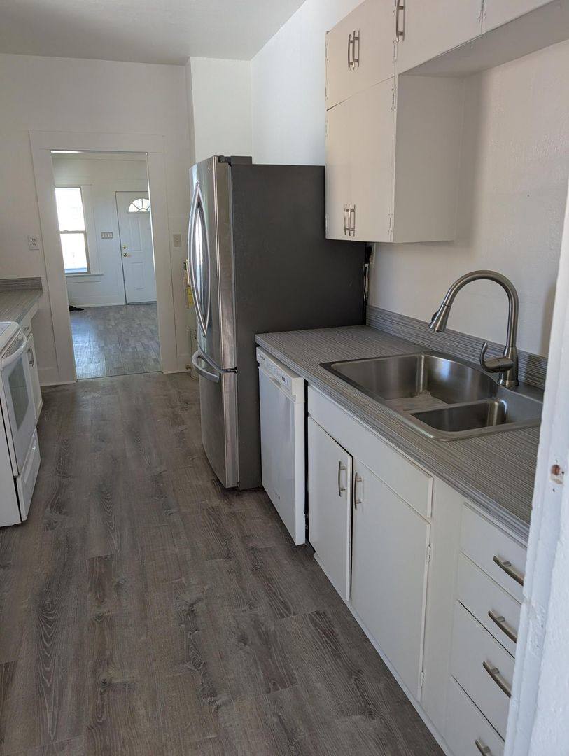 House for rent at 1020 Jefferson St, Klamath Falls, OR 97601
