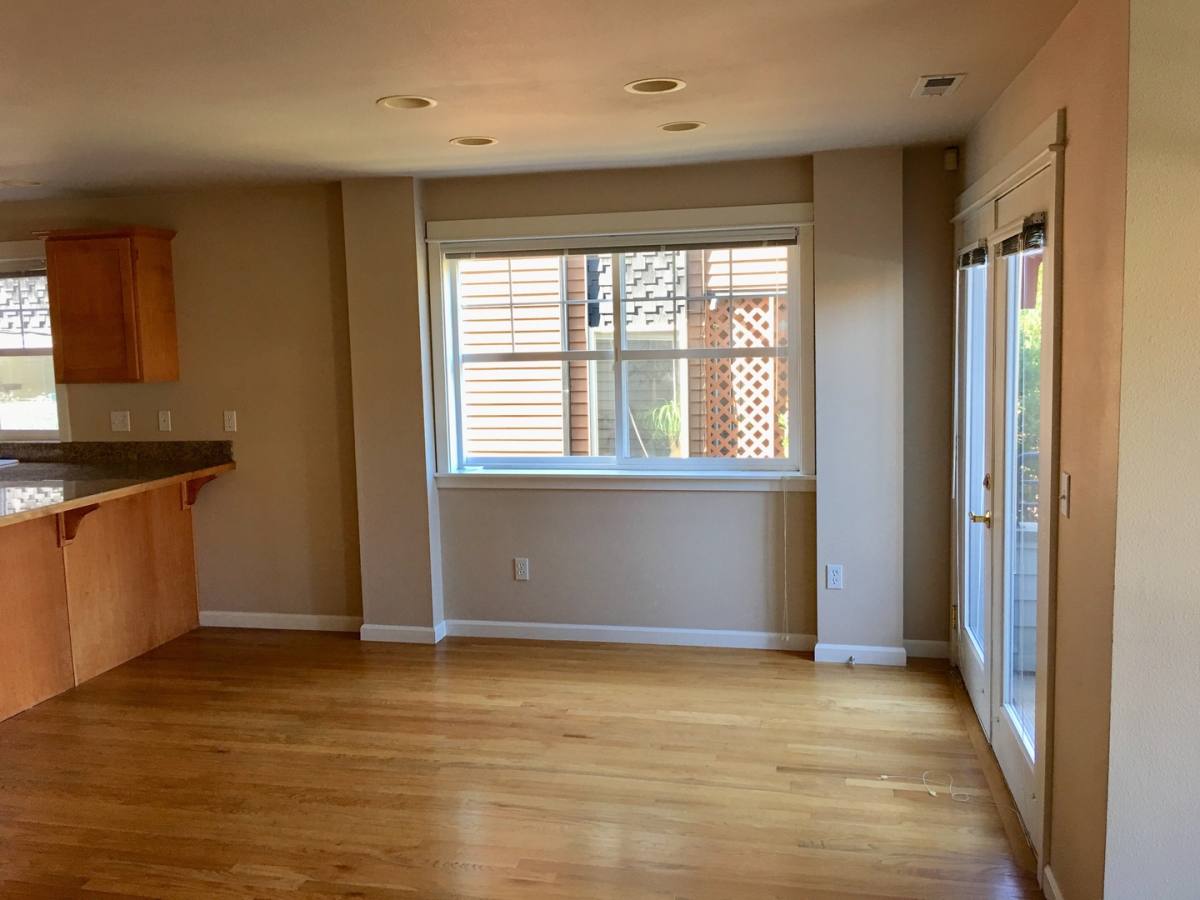 Townhouse for rent at 6521 B 24th Ave NE, Seattle, WA 98115