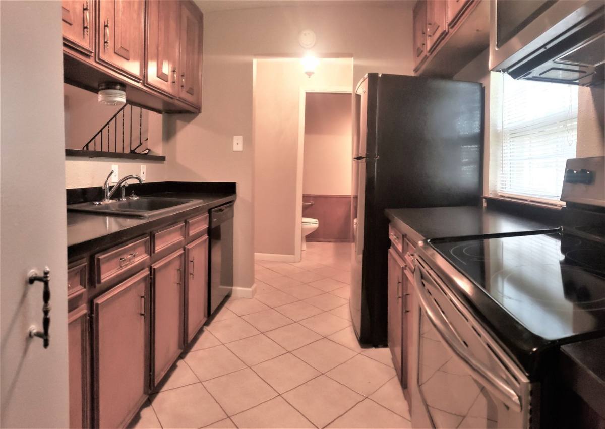 Apartment for rent at 7604 Bridges Ave, Fort Worth, TX 76118